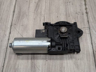 2019-2026 BMW X5 G05 Sunroof Sun Roof Glass Motor 7933159 OEM