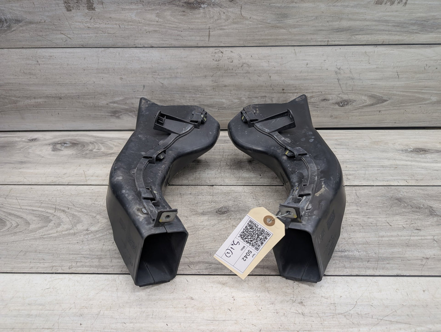 2014 - 2019 BMW 340 F34 Left Right Brake Air Ducts SET 7294908 B58B30M0