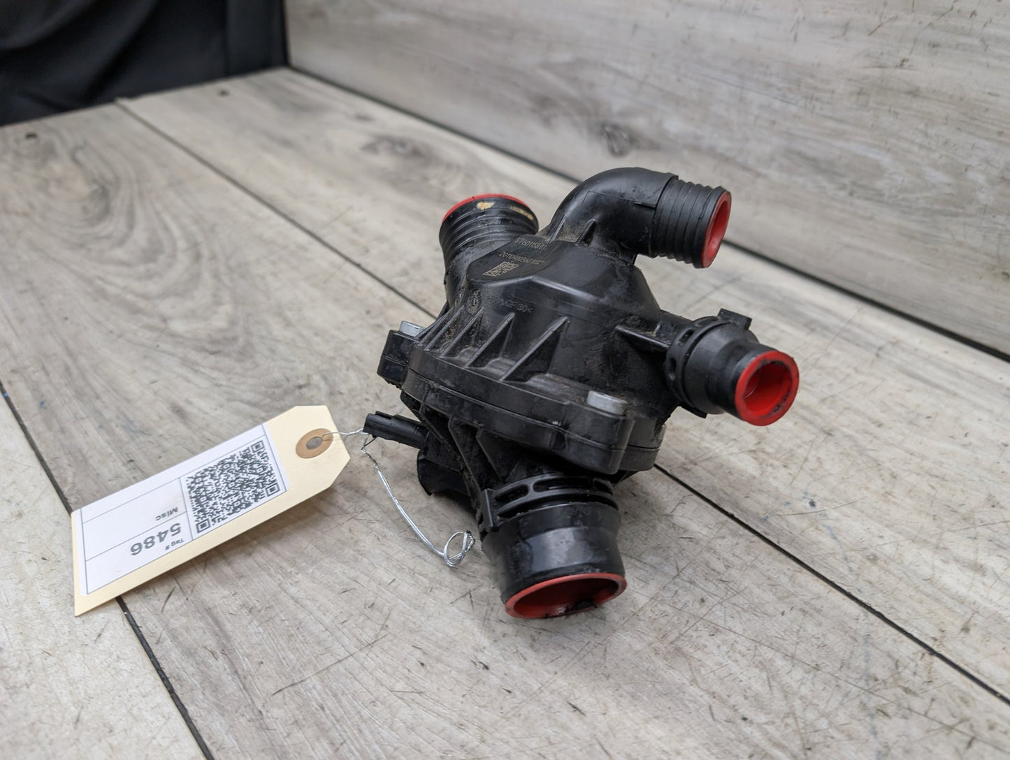 BMW E70 X5 N55B30A Engine Motor Heat Coolant Thermostat 7601158