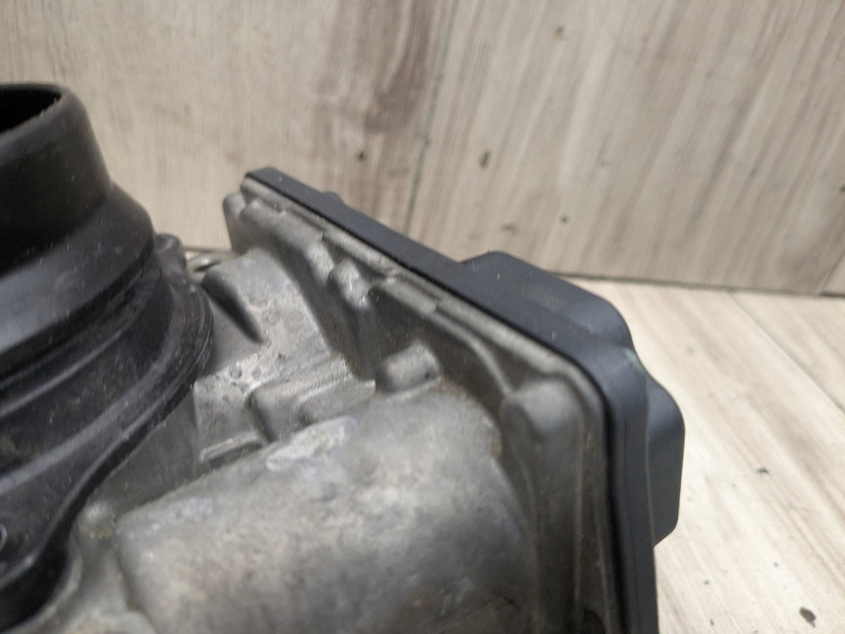 OEM BMW F39 F44 F48 F90 G05 G12 750 G30 M550 M8 Engine B46 N63 S63 Throttle Body