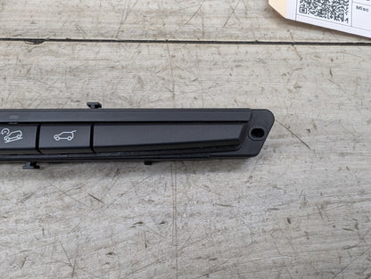 2007 - 2013 BMW X5 E70 Liftgate Trunk Lid Lock Unlock Switch 9180945 N62B48B