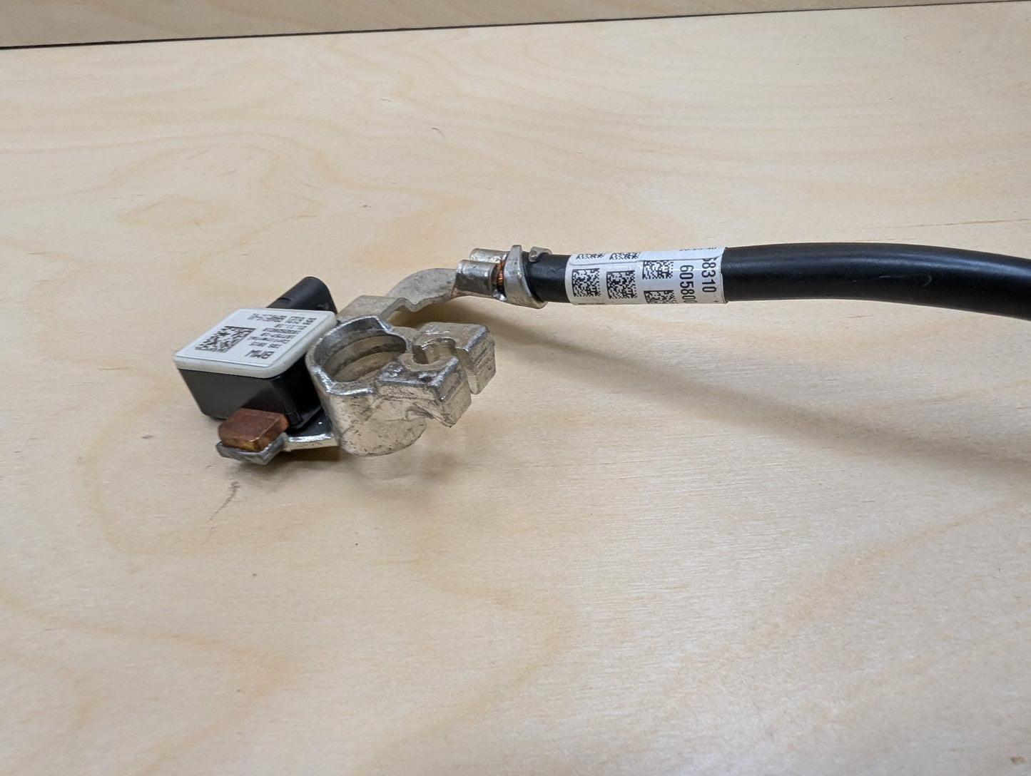 OEM BMW G01 G12 G30 530 540 M550 X3 Negative Battery Cable Terminal IBS Sensor