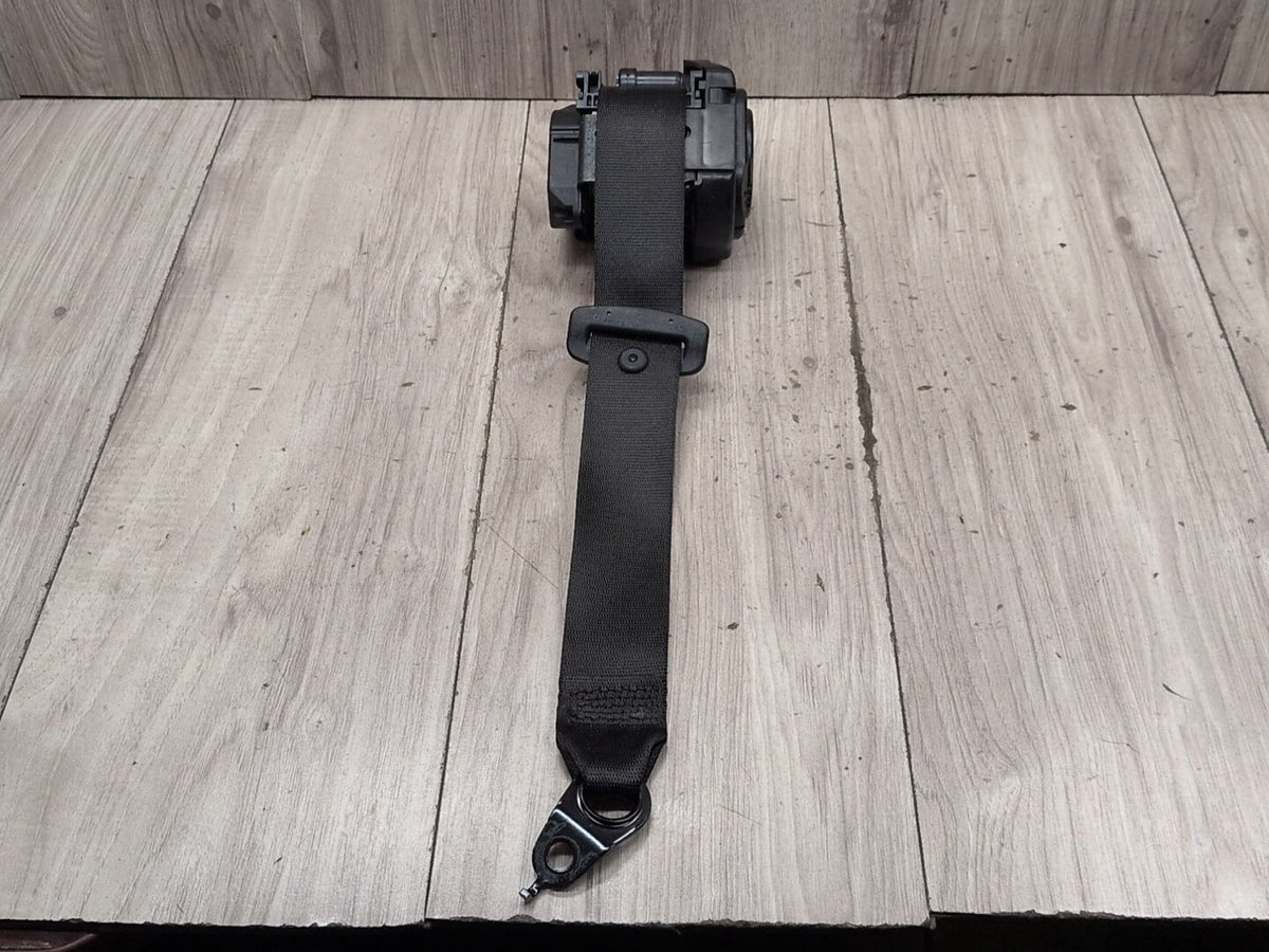 OEM BMW F90 M5 G30 530 540 Rear Left Right Upper Seatbelt Seat Belt Retractor