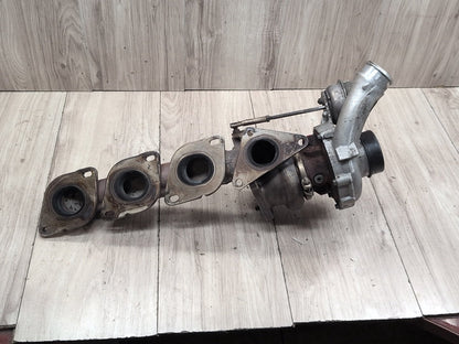 09-12 Mercedes-Benz W212 E550 M278 LEFT Engine Motor Turbo Charger w/ Manifold