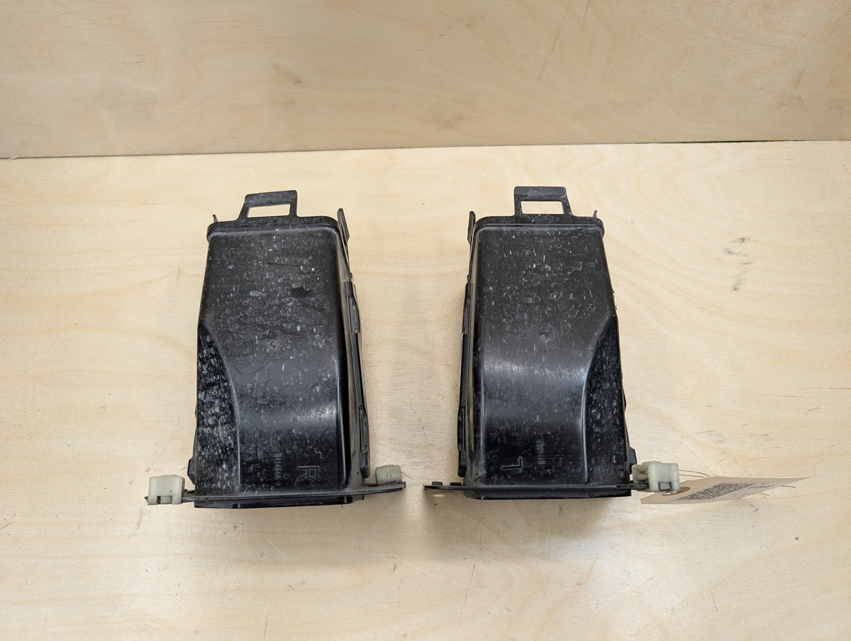 2018-2024 BMW X3 G01 Left Right Brake Air Ducts SET 7400006 OEM