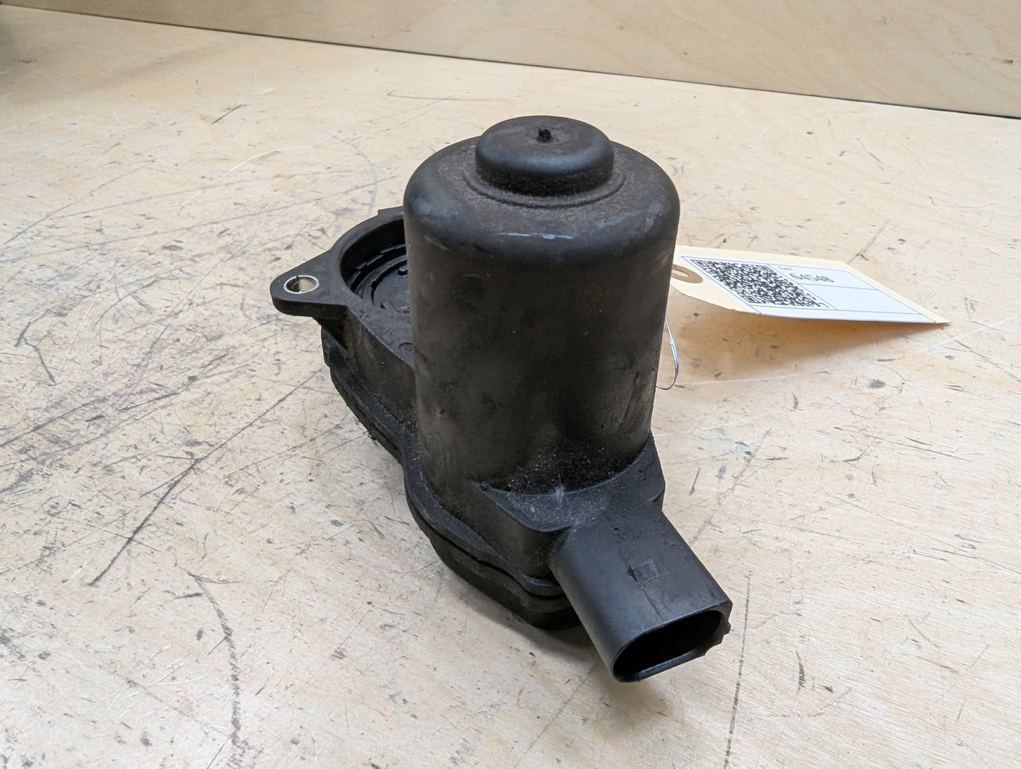 2011-2017 Audi RS5 8T Rear Left or Right Brake Caliper Actuator 8K0998281A