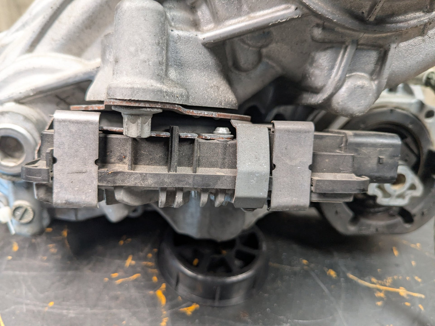 2018 - 2023 BMW X3 G01 Transmission Transfer Case 9470051 B58B30M0