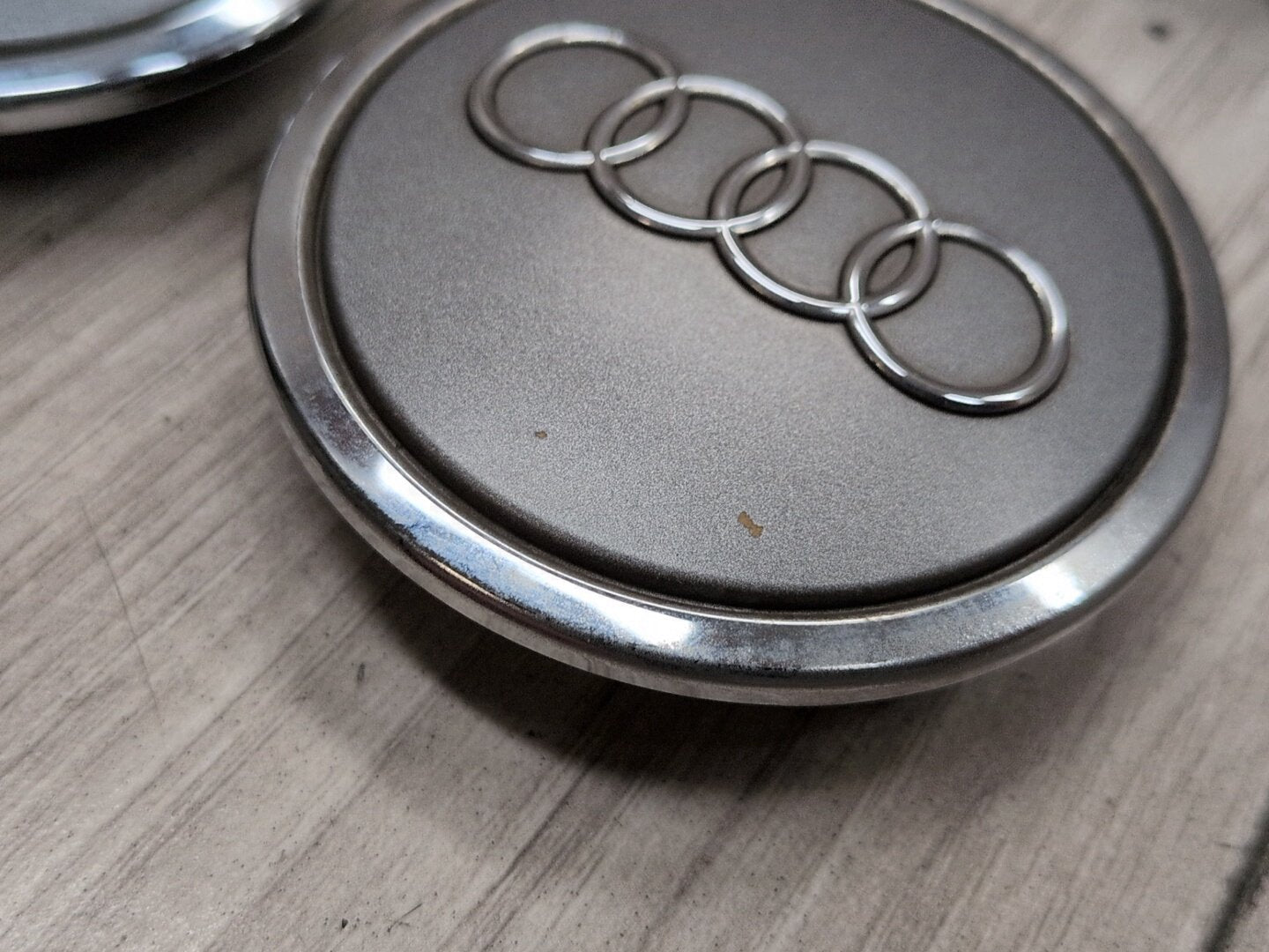 2015-2018 Audi Q3 8U - Wheel Rim Hub Center Cap SET PN: 4B0601170A