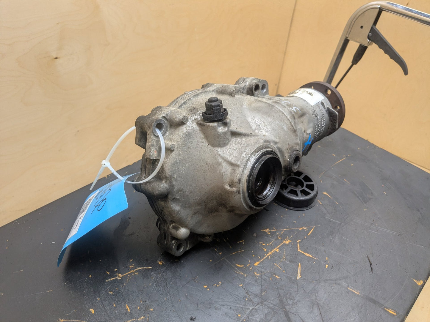 2006-2011 BMW 328i E90 Front Axle Carrier Differential 7601770