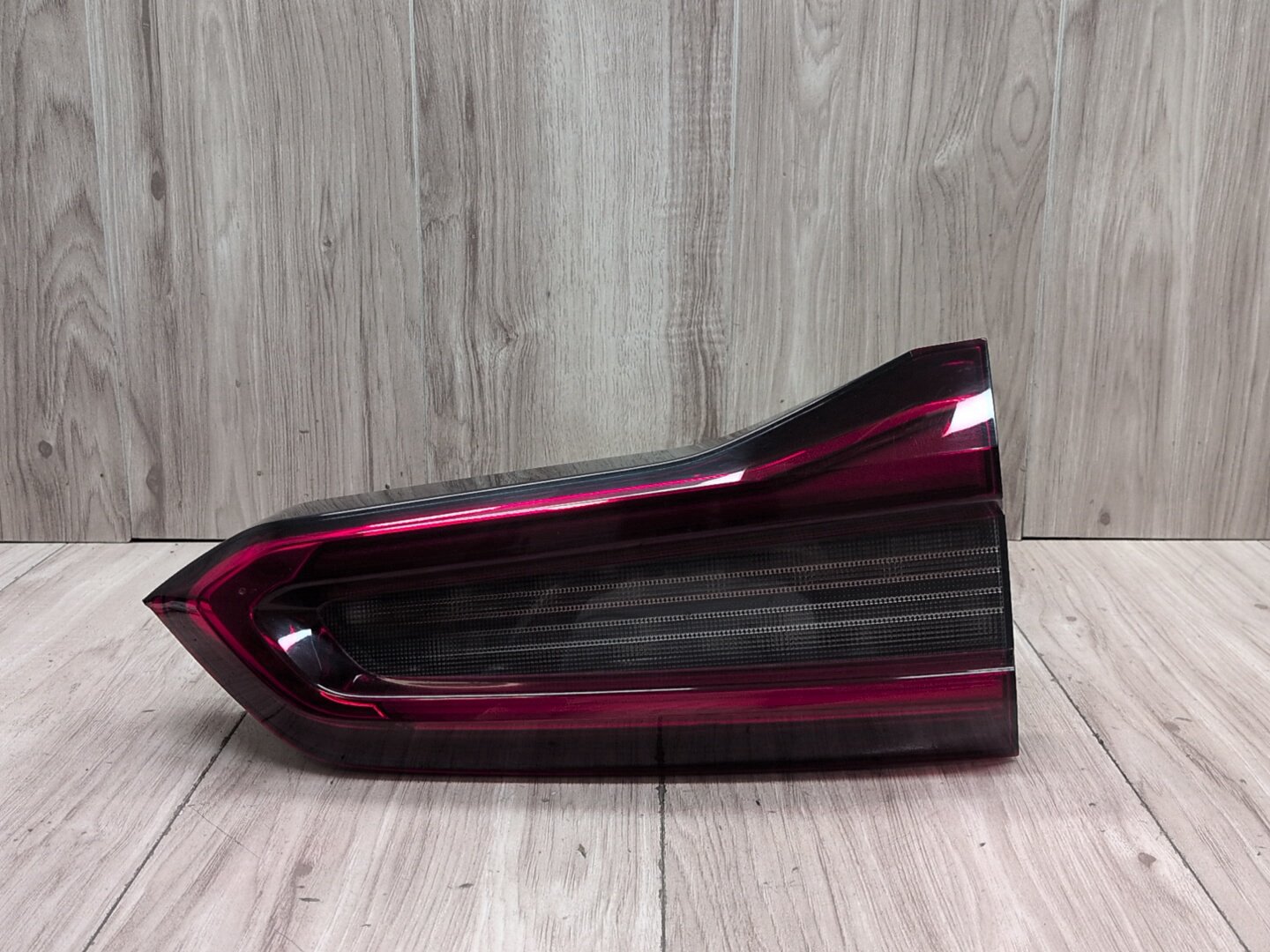 19-23 OEM BMW F95 G05 X5 X5M Rear Left Driver Inner Liftgate Stop Tail Light