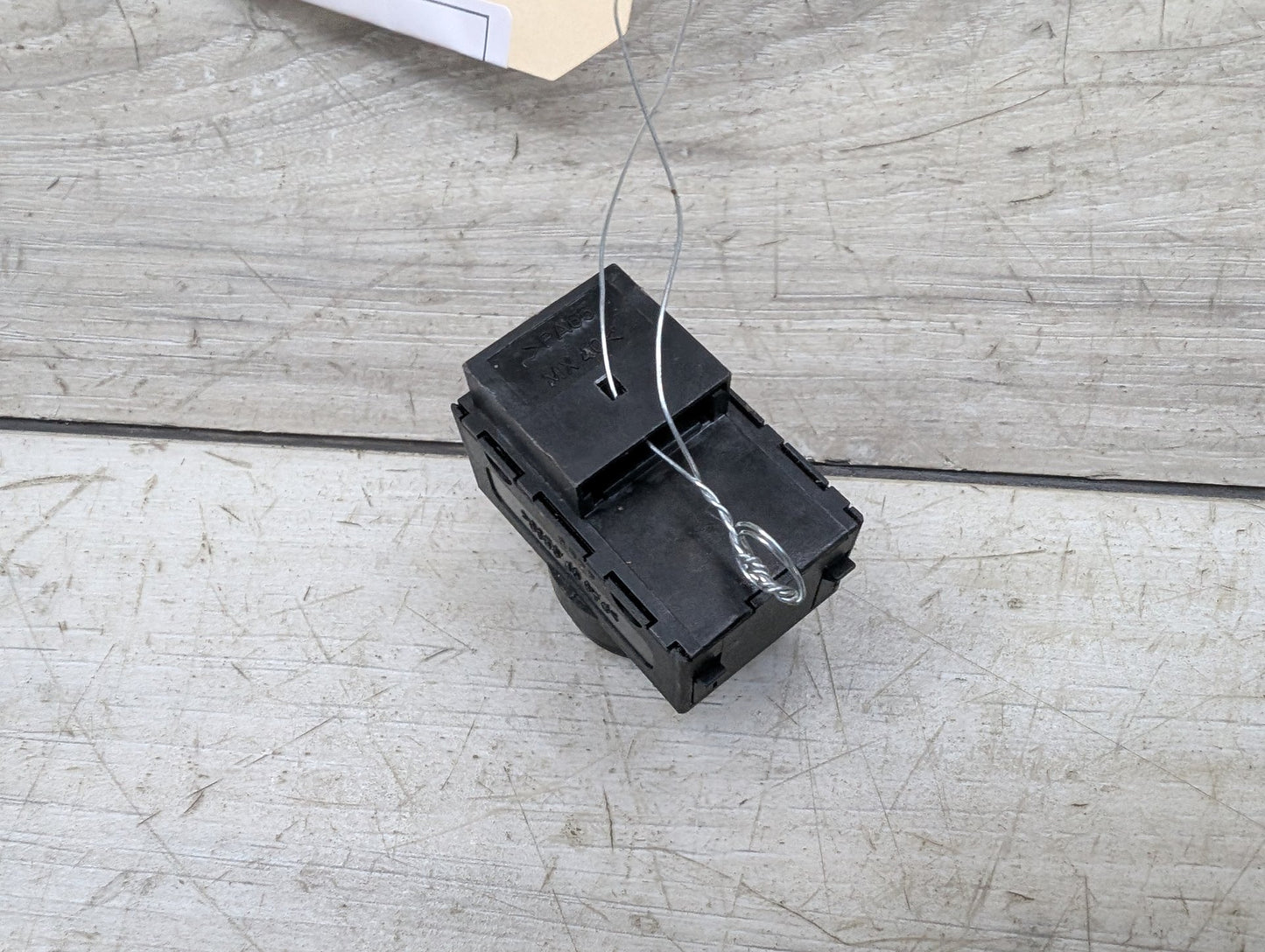 OEM BMW E53 E88 E90 E92 E93 Front Right Passenger Seat Lumbar Support Switch
