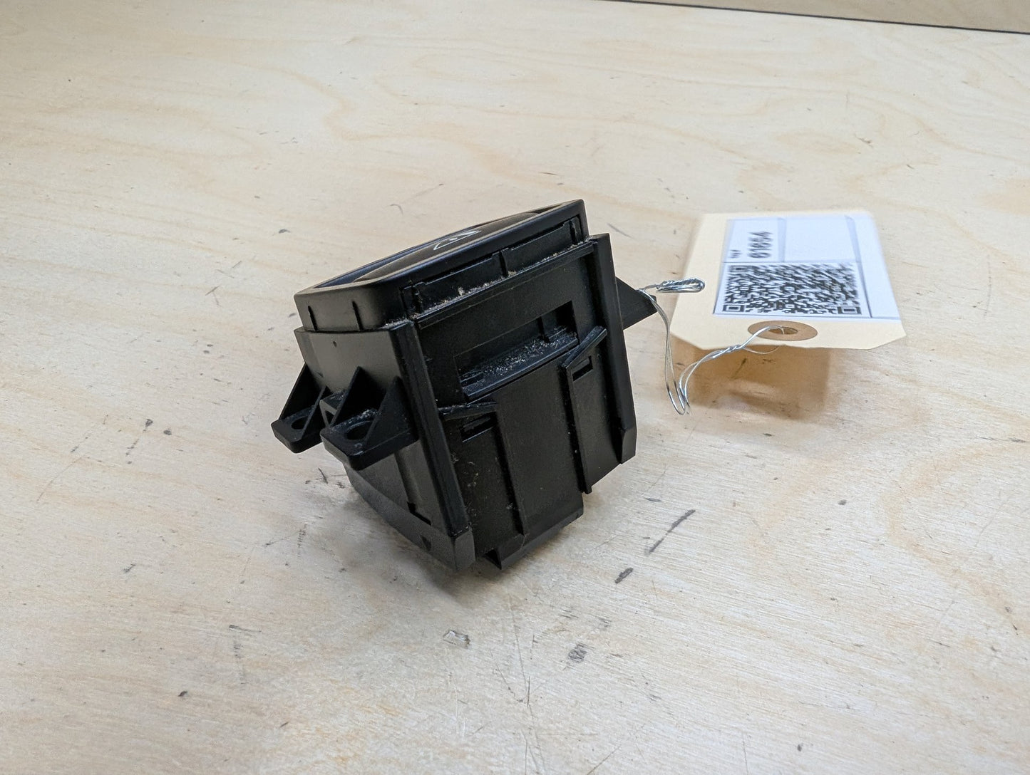 2007-2013 BMW 335i E93 Convertible Open Close Switch 8957598
