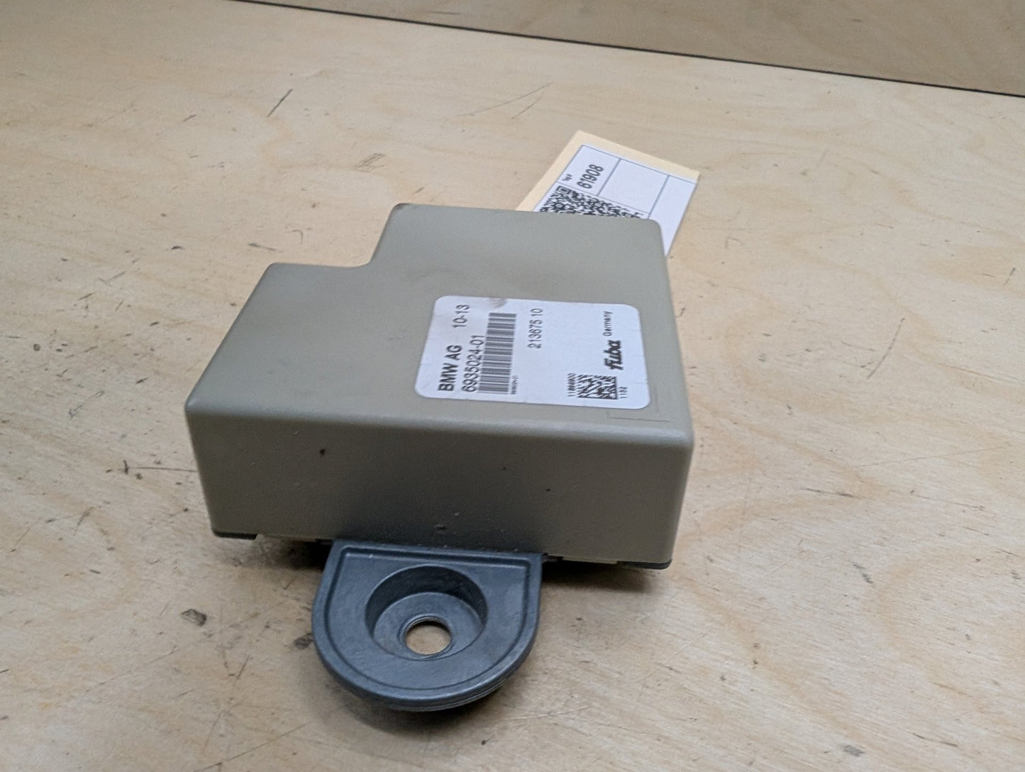 2011-2016 BMW X3 F25- PN: 6935024
