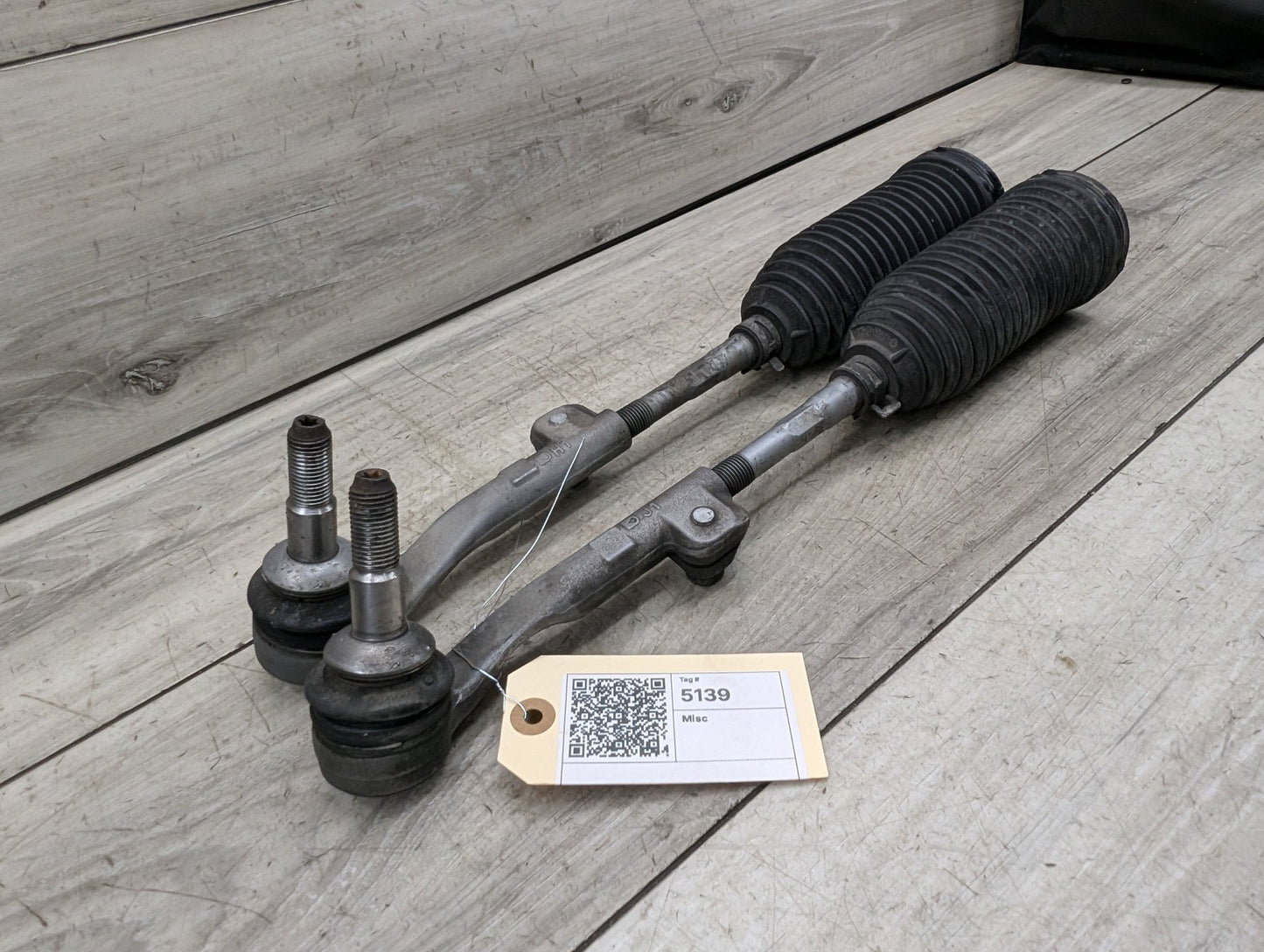 2014 - 2019 BMW 340 F34 Left Right Tie Rod W/ Boot SET 6792029 B58B30M0