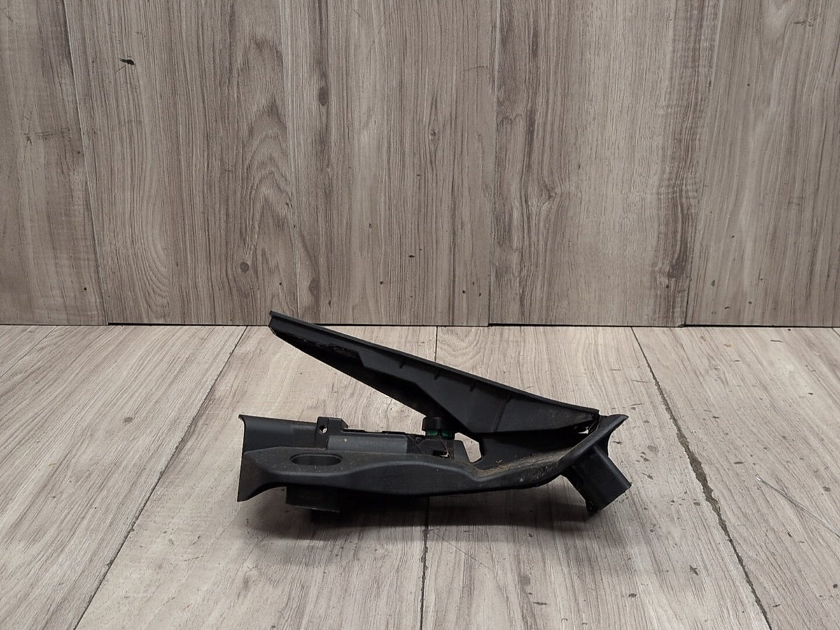 2015-2018 Audi Q3 8U Gas Accelarator Pedal 1K1723503BA OEM