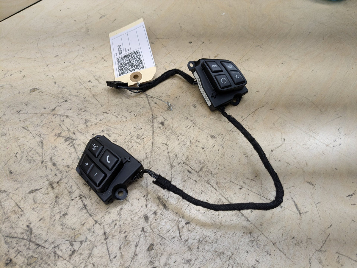 2007-2013 BMW 335i E92 Steering Wheel Switch Buttons OEM