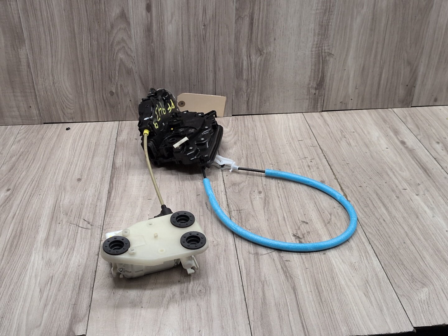 2014 - 2018 BMW X5 F85 Front Right Passenger Door Latch Lock Actuator w/ Soft Close 7419840 S63B44T2