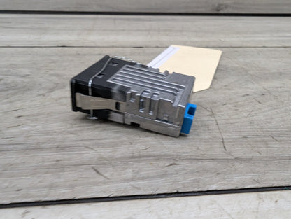 OEM BMW F48 F97 G01 G12 G20 G26 G30 USB Type C Socket Charger Port Connector