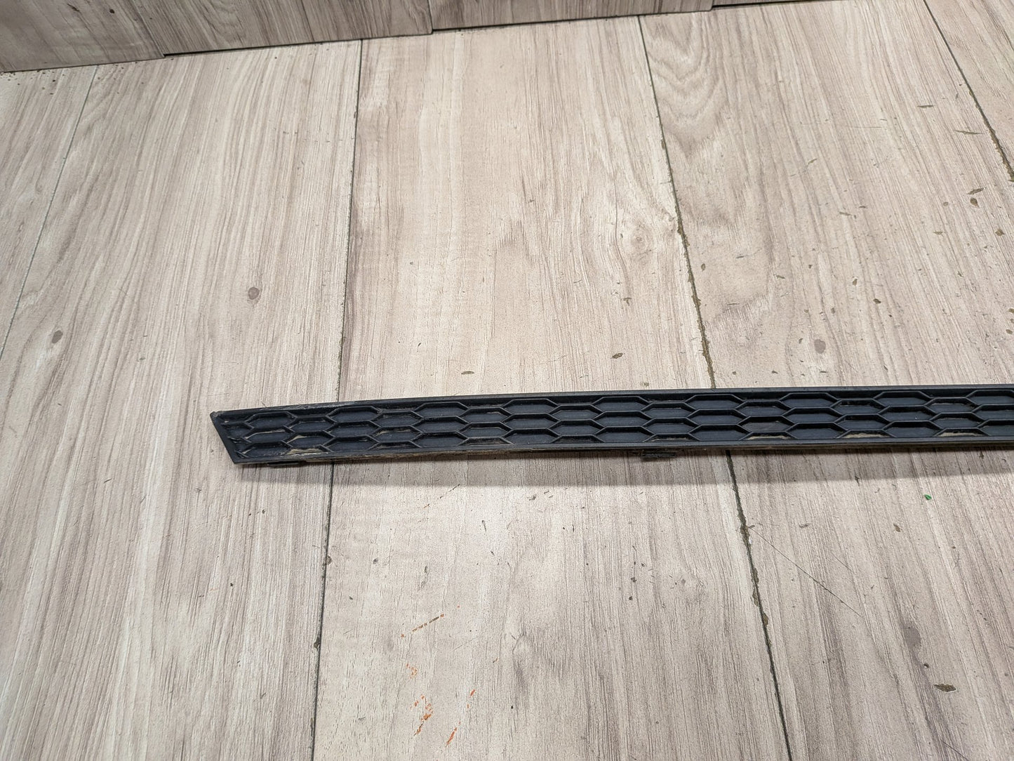 17-18 OEM Audi A4 S4 Rear Bumper Center LowerTrim Molding 8W5807833