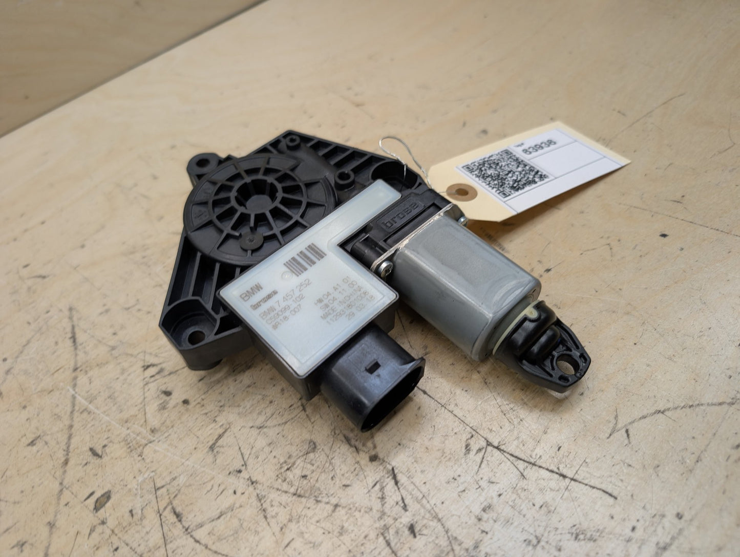 18-24 OEM BMW G01 G02 X3 X4 REAR Right Passenger Door Window Regulator Motor