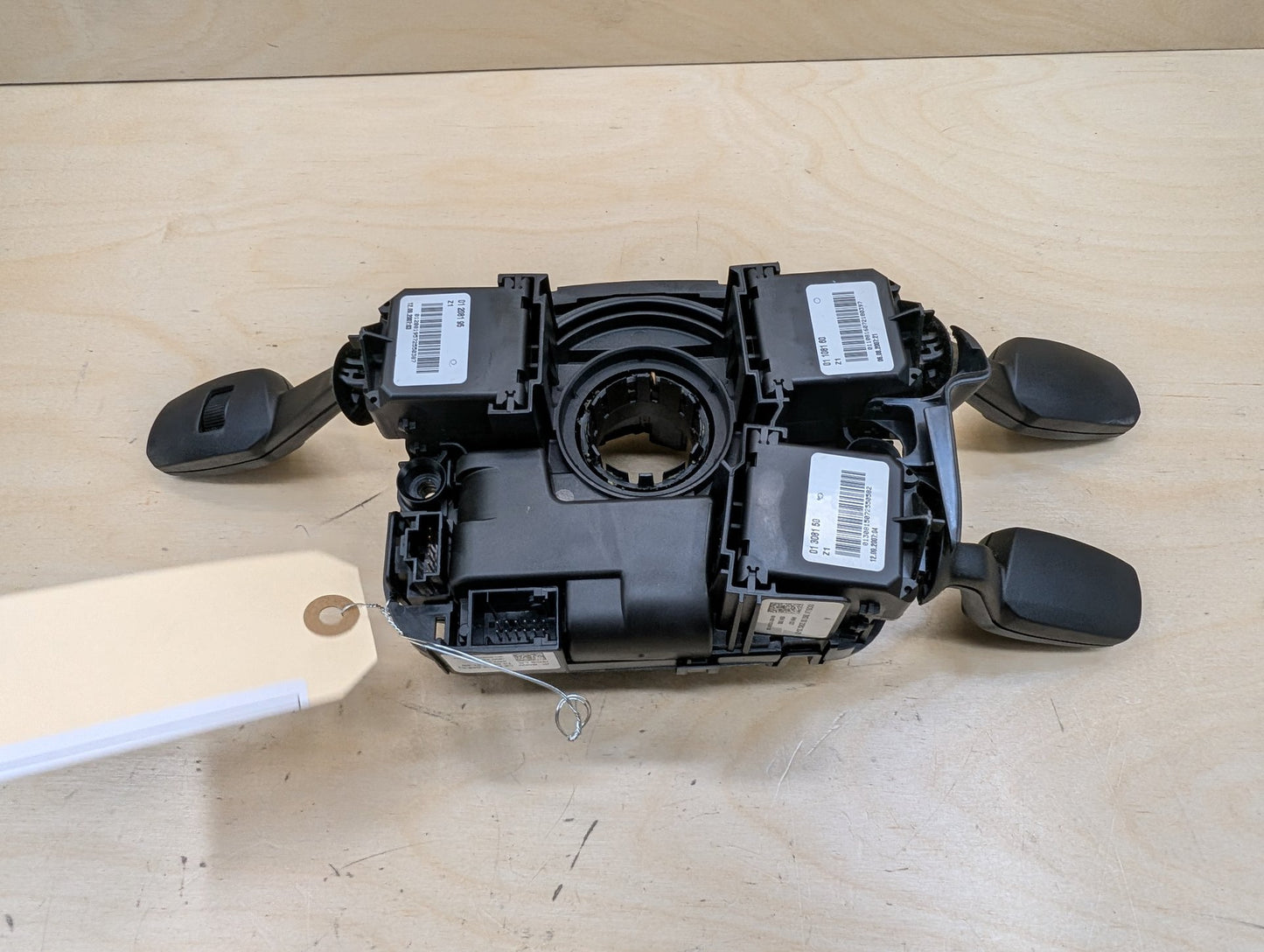 06-13 OEM BMW E89 E90 E92 E93 Steering Switch Control Angle Sensor Clock Spring