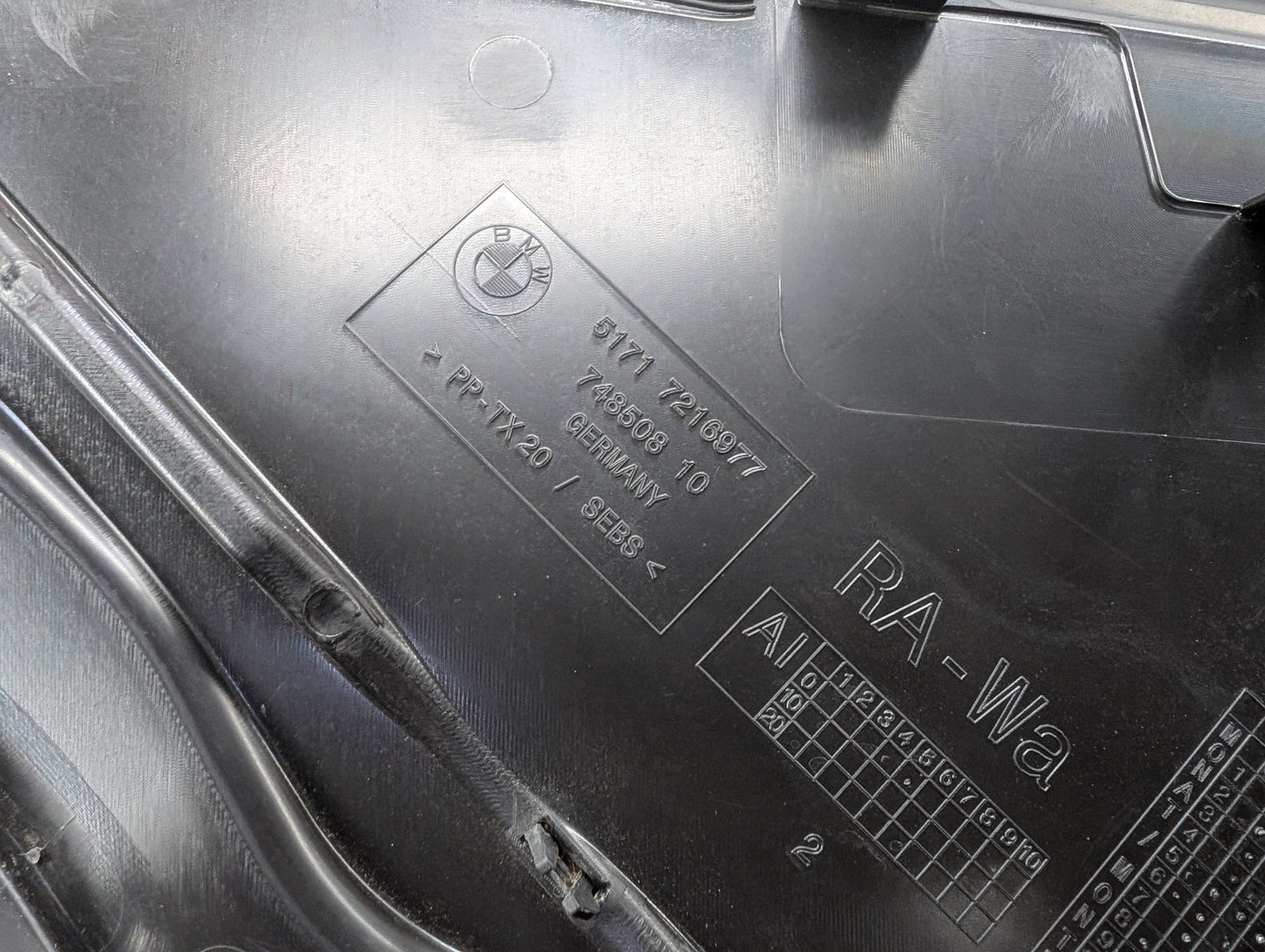 2011-2016 BMW 528i F10 Left Right Engine Bay Cover Panel Seal Trim SET 7019803 Estimated Current mileage:71,680