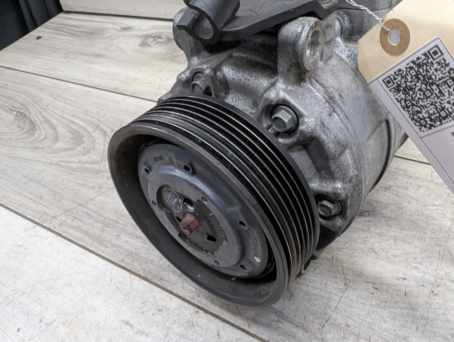 OEM BMW E82 E88 E89 E90 E92 E93 335 AC Compressor Clutch A/C Pump Pulley N54 N55