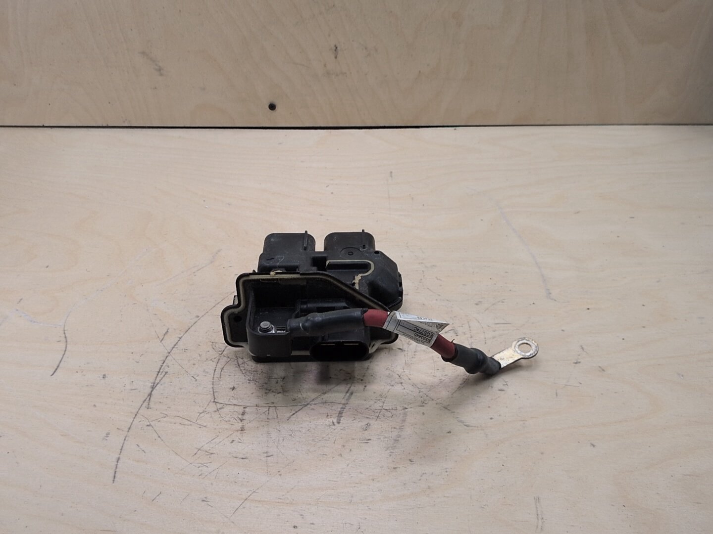 OEM BMW F15 F16 F85 F86 X5 X6 Battery Distribution B+ Junction Terminal Module
