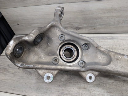 OEM BMW E70 F15 F16 F85 X5 X6 Front Passenger Right Spindle Hub Carrier Knuckle