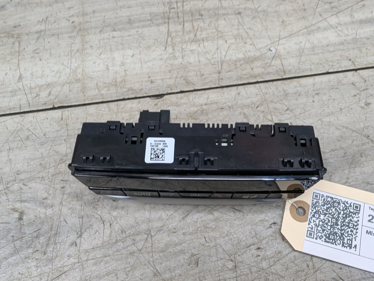 OEM BMW G01 G02 F97 F98 X3 X4 AC Rear Heater Climate Control Switch Panel