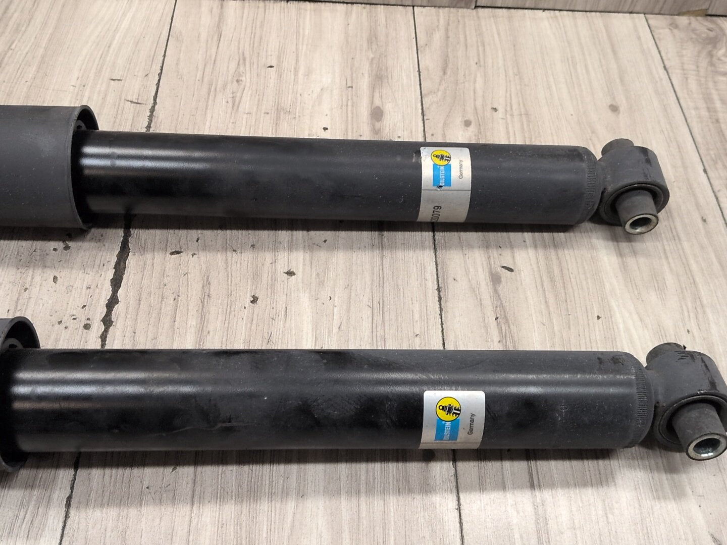 2014-2020 BMW 435i F32 Rear Left Right Strut Shock Coil Springs SET 6873756