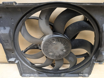 2012-2018 BMW 320i F30 Radiator Fan Shroud Housing w/ Motor 8641963