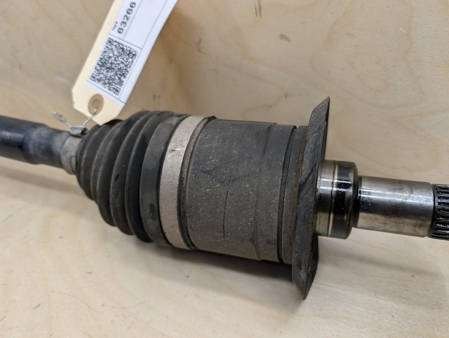 2012-2018 BMW 328i F30 Rear Right Passenger Half Shaft Output CV Axle 7637444