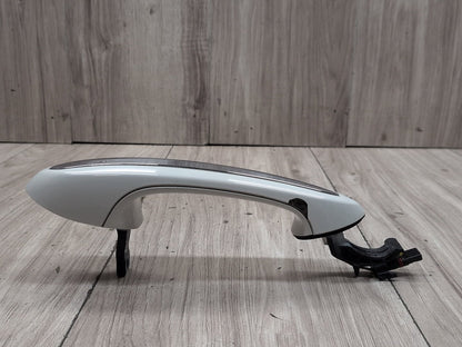 OEM BMW F90 G30 540 M550 Front Rear Right Passenger Door Handle COMFORT White