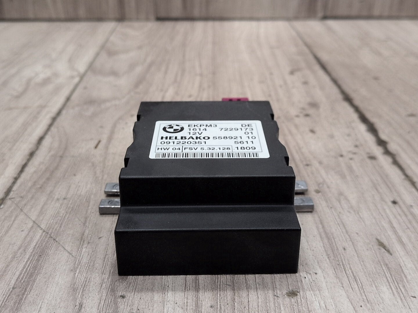 OEM BMW E70 E82 E90 E92 E93 N54 N55 Helbako Fuel Pump Relay Control Module EKPM3