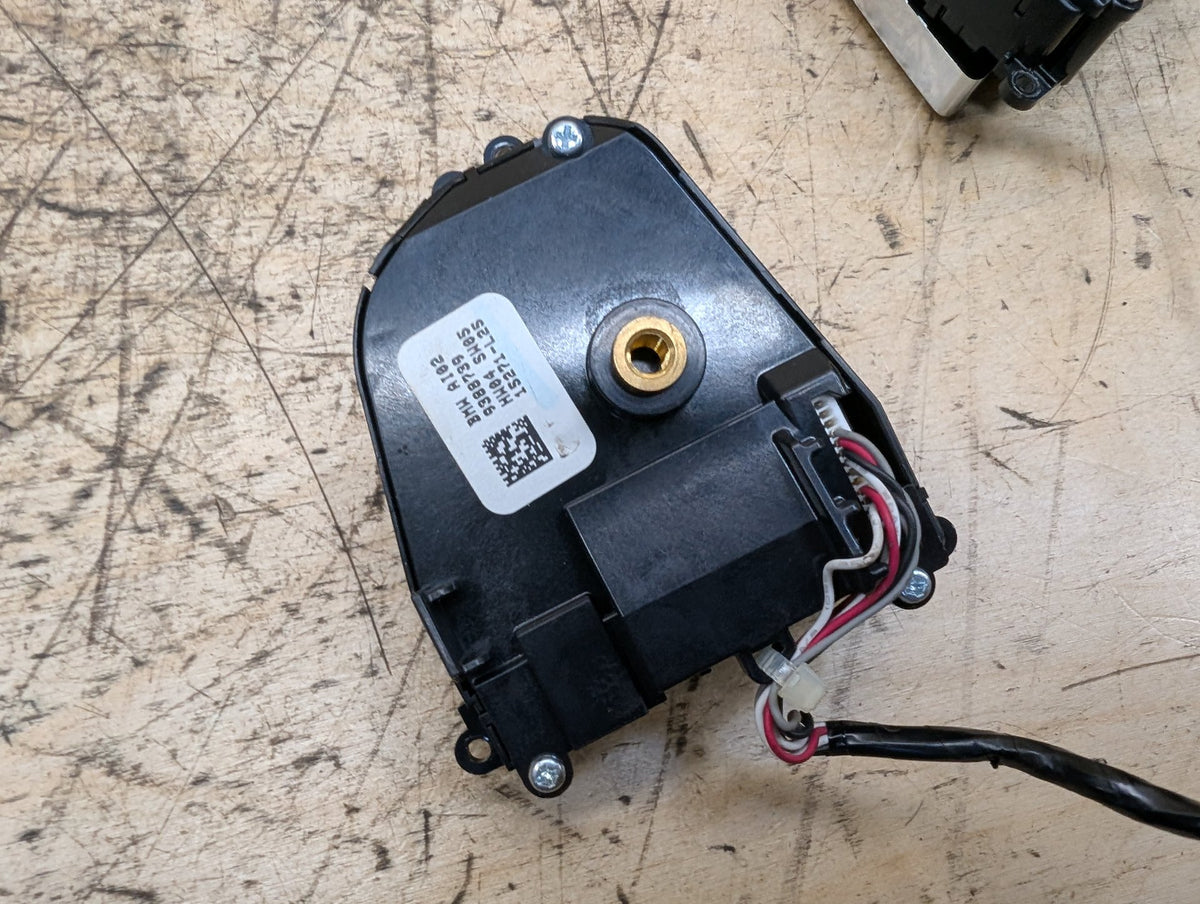 16-19 OEM BMW G11 G12 740 750 M760 SPORT Steering Wheel Multi Switch Button