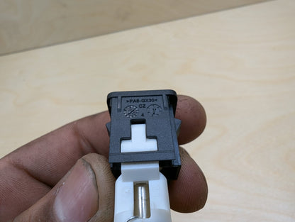 2018-2024 BMW X3 G01 AUX/ USB Charger Port Socket 9229294 OEM