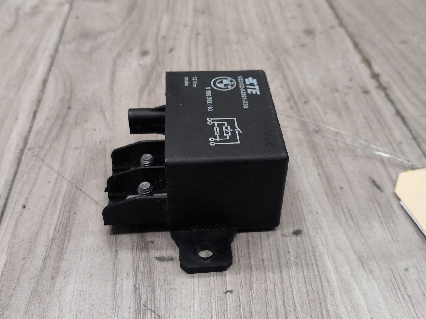 OEM BMW F10 F13 F02 F30 F32 F80 F82 F85 M3 M4 M6 Cooling Fan Relay Control 130A