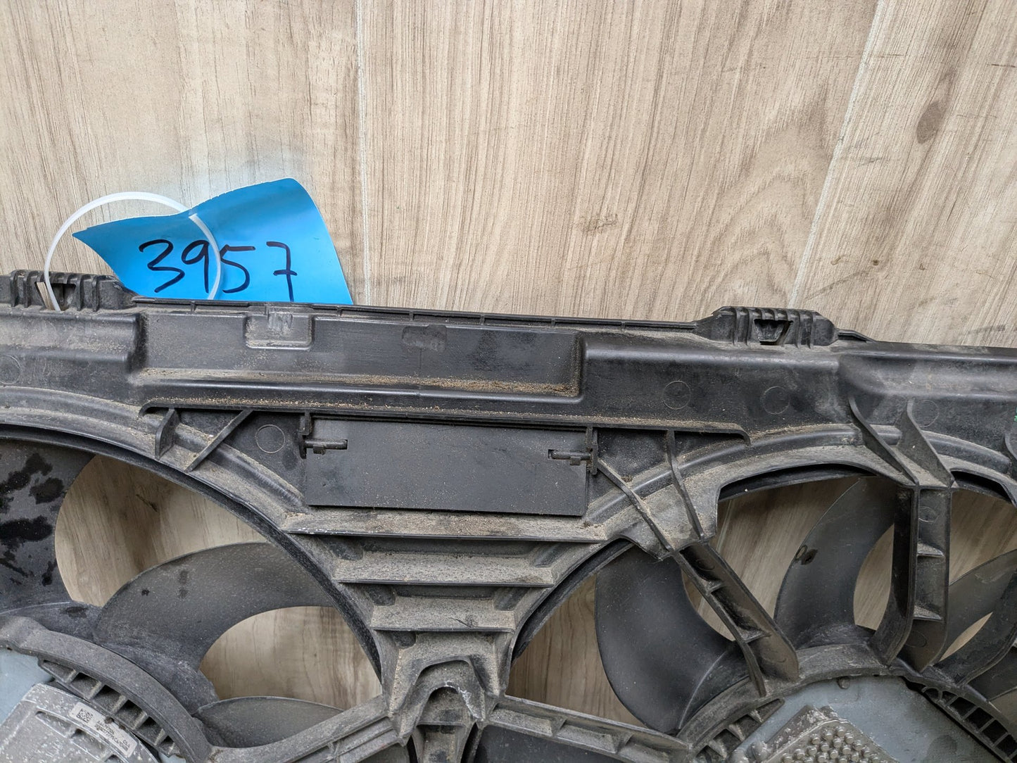2008 - 2017 Audi S5 8T Radiator Fan Shroud Housing w/ Motor 4H0121003N