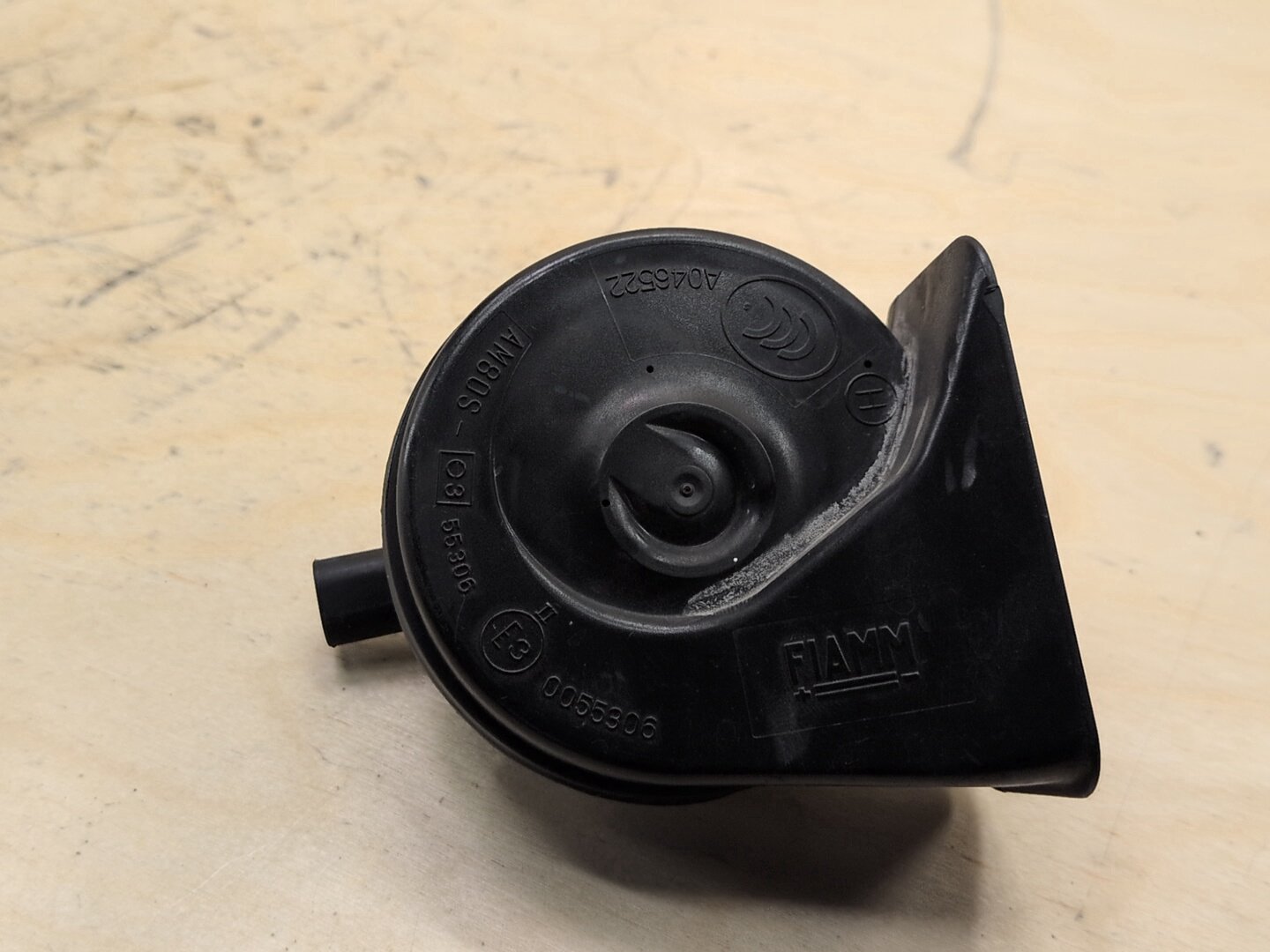 2006-2011 BMW 328i E90 Alarm Horns SET 7159420