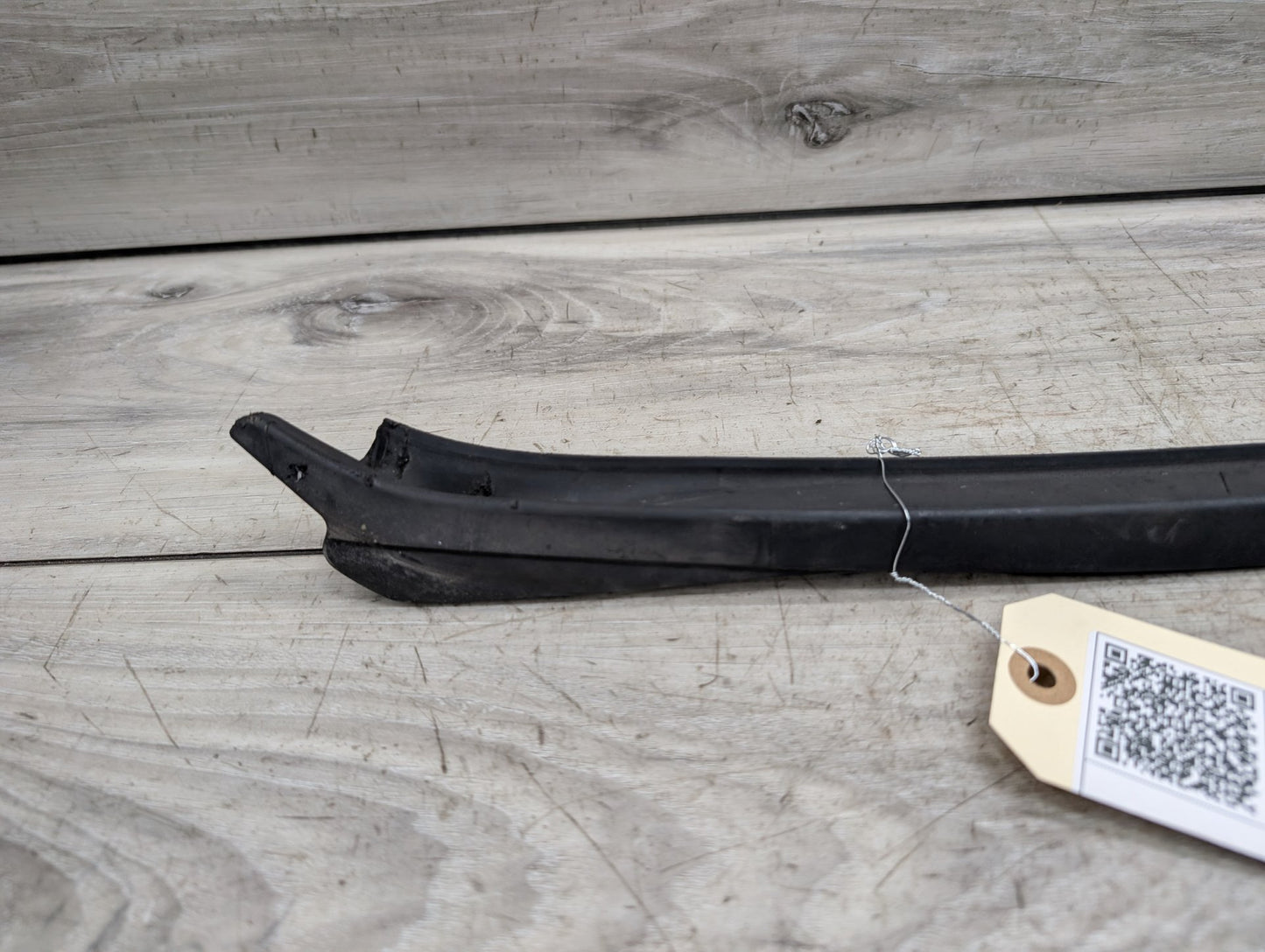 2014 - 2019 BMW 340 F34 Left Driver Side Windshield Drip Molding Trim 7285947 B58B30M0