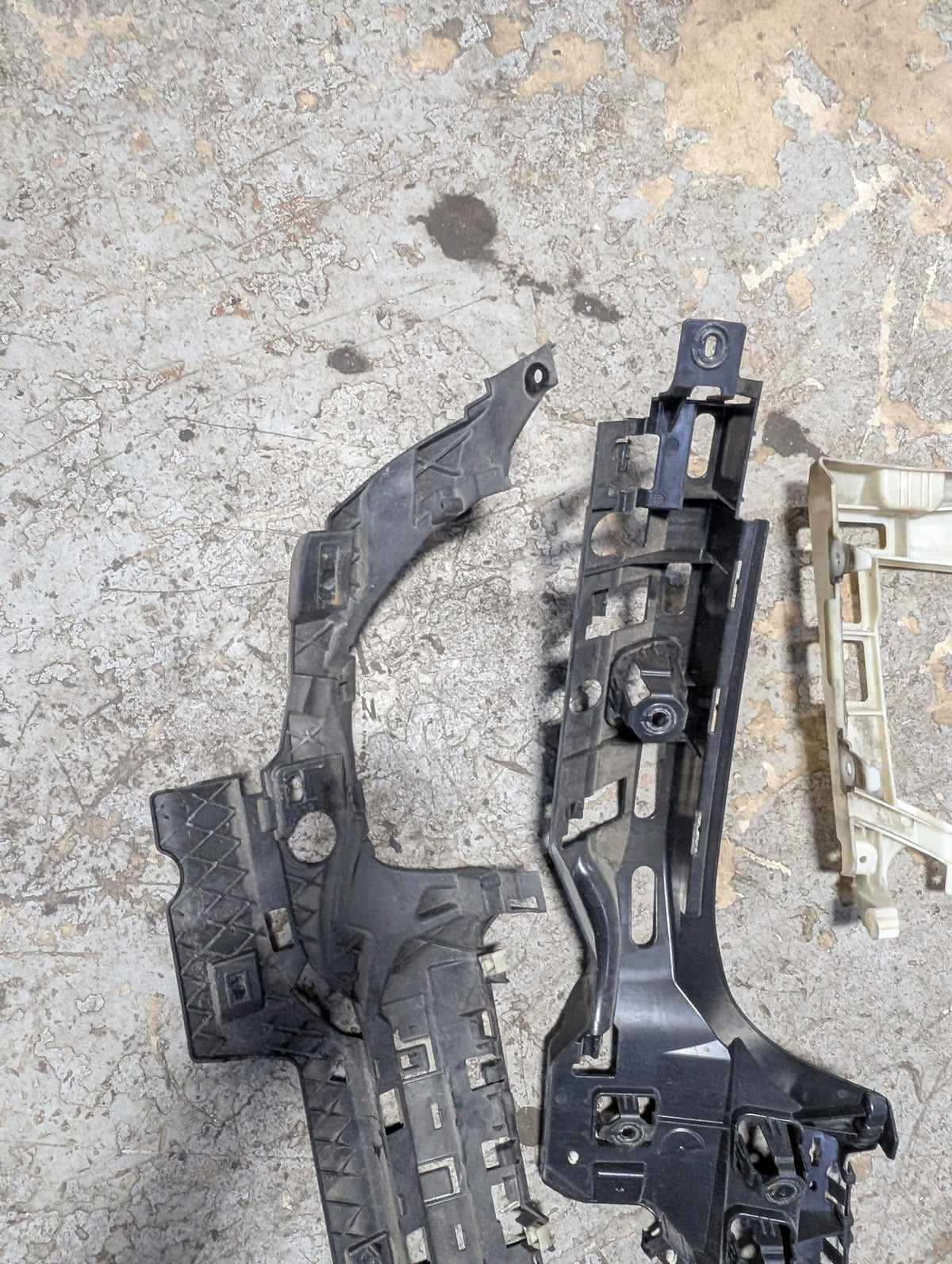 2019-2026 BMW M340i G20 Rear Bumper Support Brackets SET 8079607 OEM