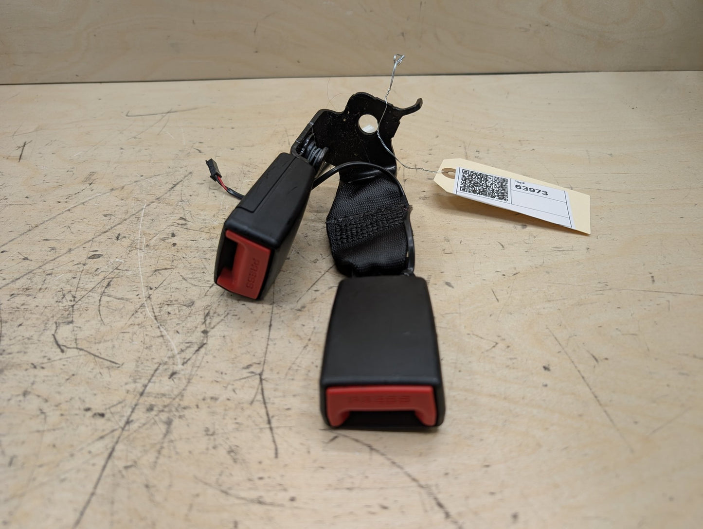 2018-2024 BMW X3 G01 Rear Right Passenger Seatbelt Seat Belt Buckle 7414288