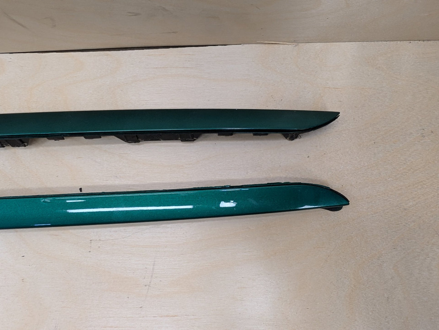 2015-2019 BMW X6 F16 Front Left Right Side Windshield Drip Trim Molding SET 7292407
