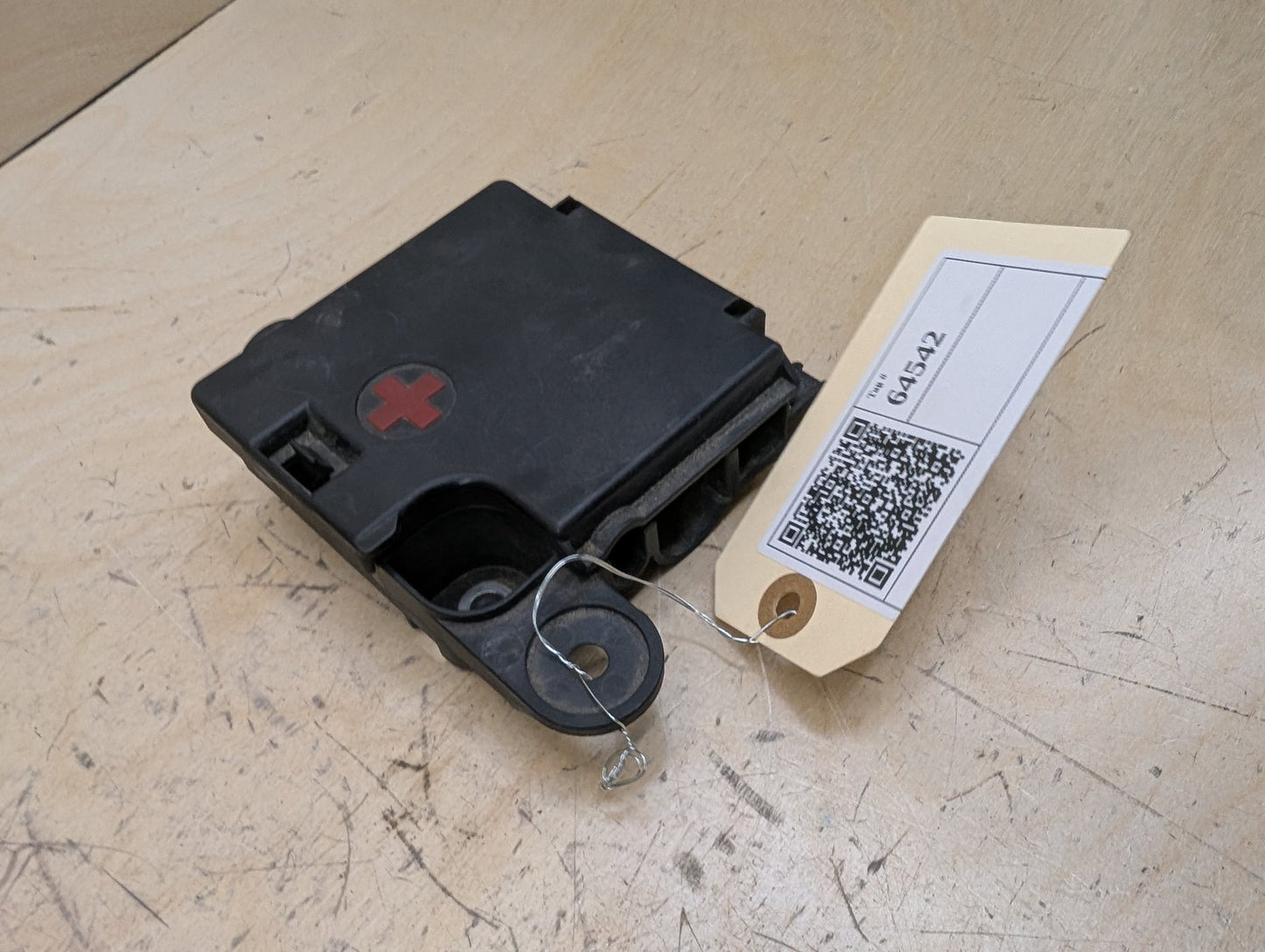 2011-2017 Audi RS5 8T Rear Battery B+ Terminal Junction Point Relay Fuse Box 8K0937517B