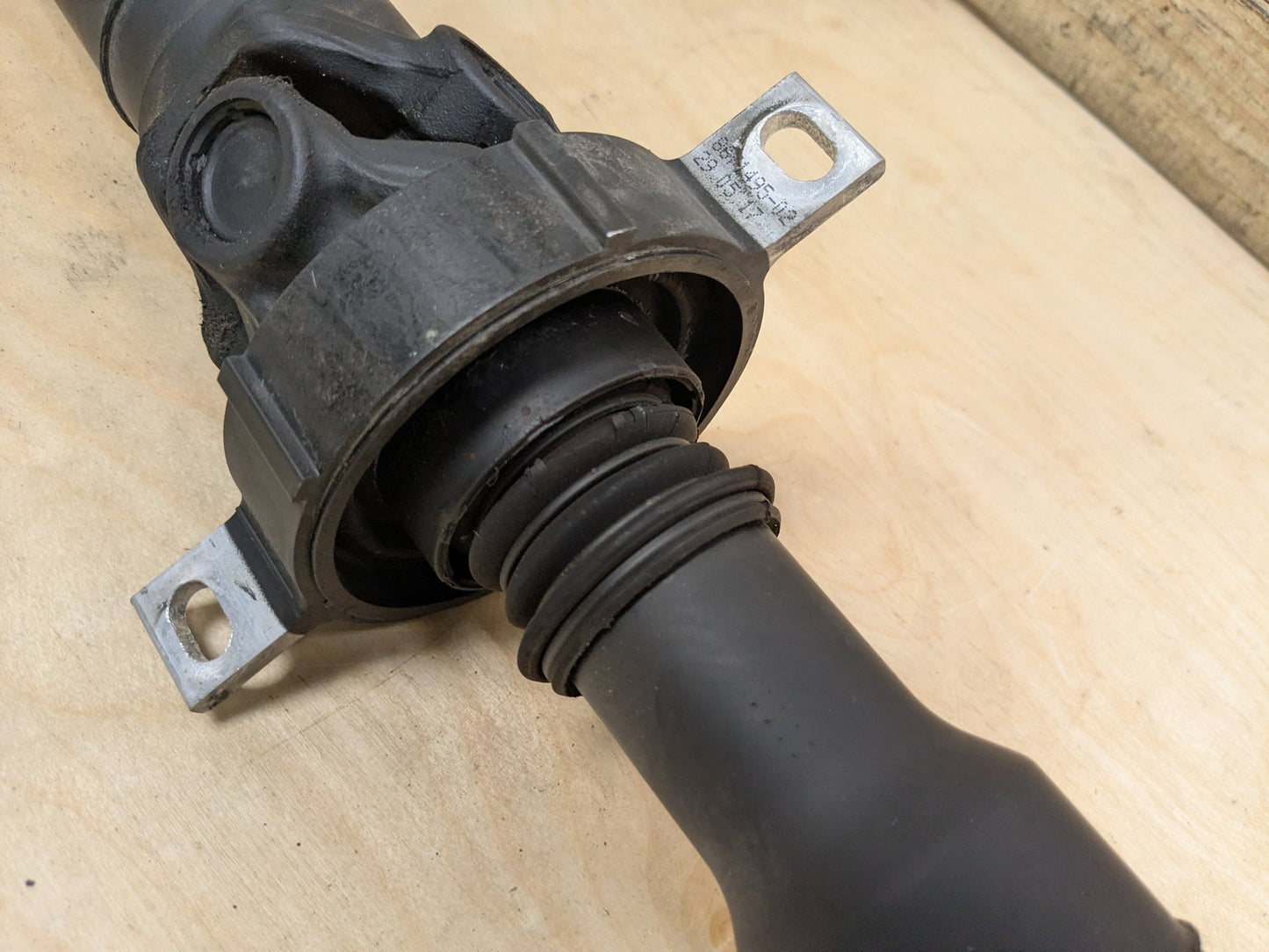 18-20 OEM BMW G30 M550 AWD Rear Drive Shaft Driveshaft Propeller