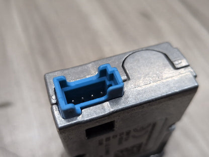 2022 BMW M340i G20- AUX/ USB Charger Port Socket PN: 8711938