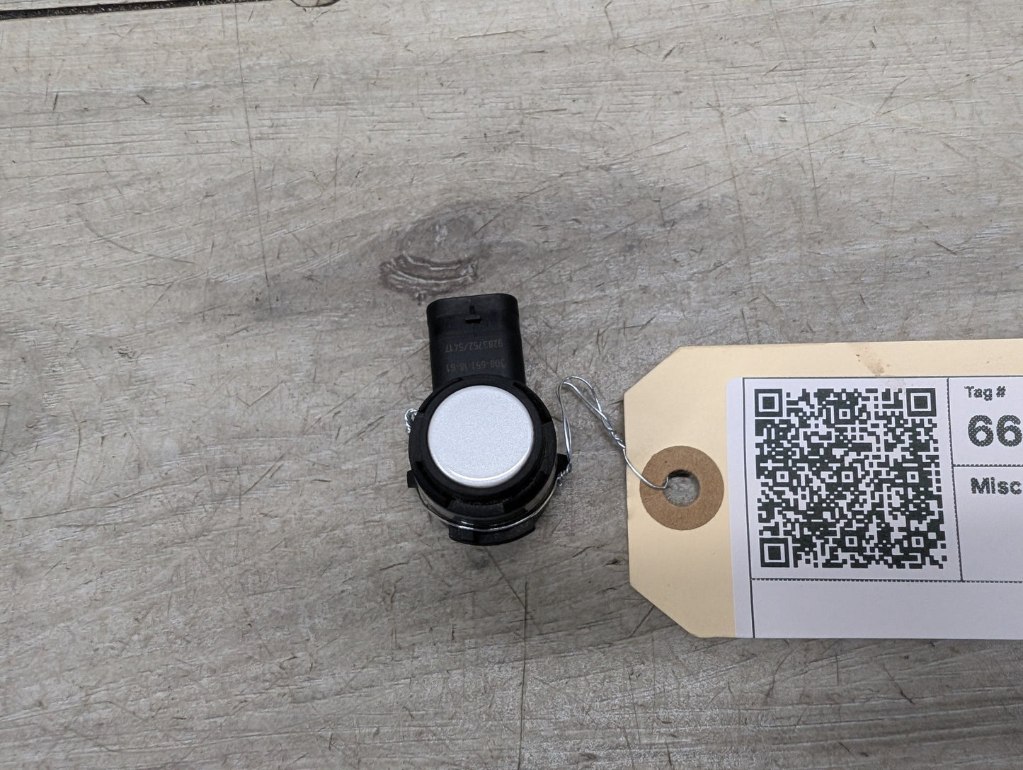 2017-2023 BMW 530i G30 Bumper PDC Parking Distance Sensor 9283200