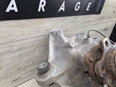2019 BMW M550i G30 Rear Right Spindle Knuckle w/ Bearing 6866336 OEM