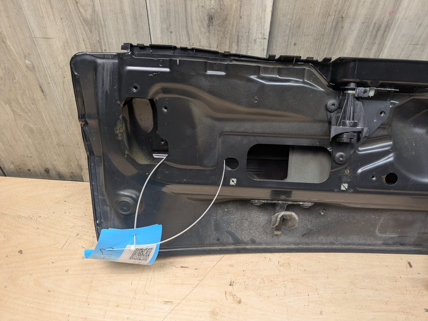 07-13 OEM BMW E70 X5 X5M Rear Lower Trunk Tailgate Door Panel Deck Lid